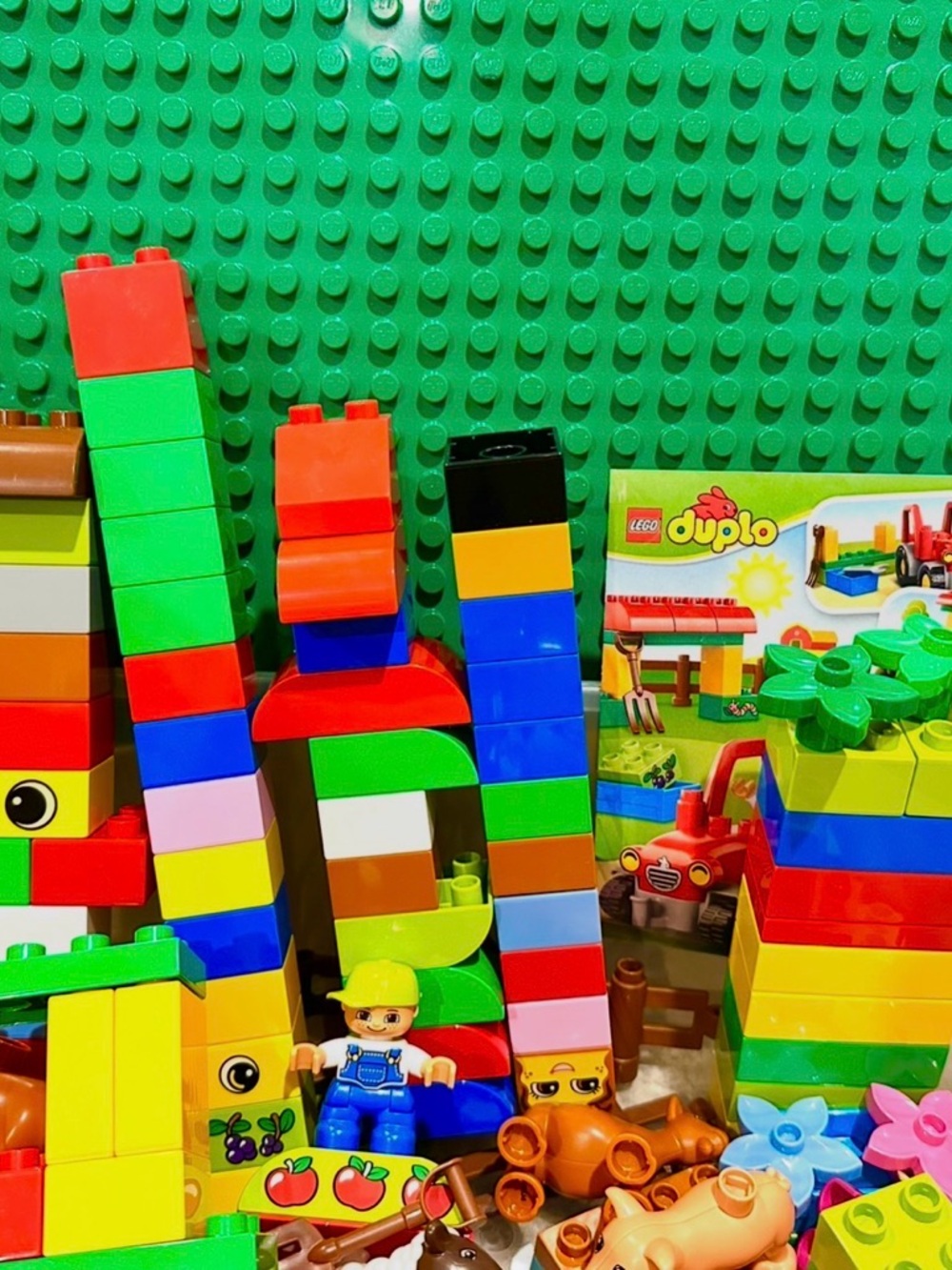 Lego DUPLO Farm Tractor #10524 & My 1st Garden #10517 Sets & extras - Picture 4 of 4